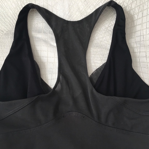 PH8 athletic quality workout top size small Racerback mesh accents - Picture 4 of 10